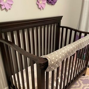 Crib protector